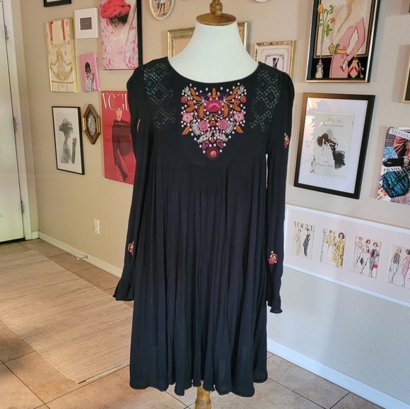 Free People Mohave Black Gauze Swing Dress - Picture 2 of 8